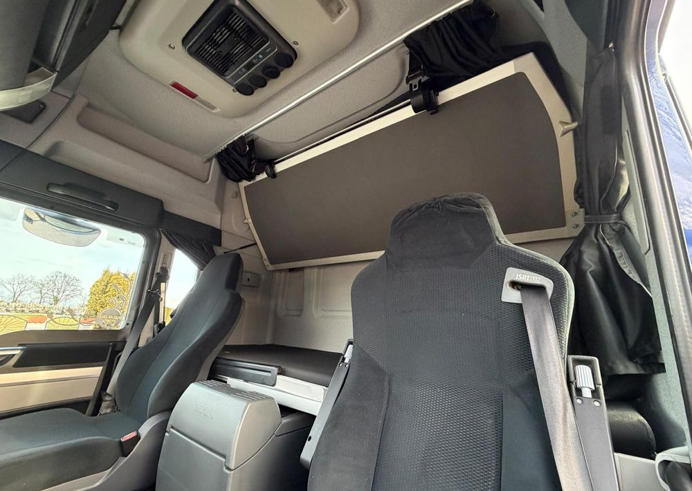 Camión lona MAN TGM 18.340 / FIRANKA / SPROWADZONY / 9100 ŁADOWNOŚĆ / 18 PALET / E6 / WINDA /: foto 21 Camión lona MAN TGM 18.340 / FIRANKA / SPROWADZONY / 9100 ŁADOWNOŚĆ / 18 PALET / E6 / WINDA /: foto 21