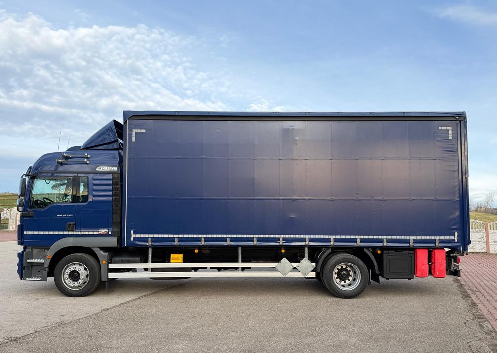 Camión lona MAN TGM 18.340 / FIRANKA / SPROWADZONY / 9100 ŁADOWNOŚĆ / 18 PALET / E6 / WINDA /: foto 9 Camión lona MAN TGM 18.340 / FIRANKA / SPROWADZONY / 9100 ŁADOWNOŚĆ / 18 PALET / E6 / WINDA /: foto 9