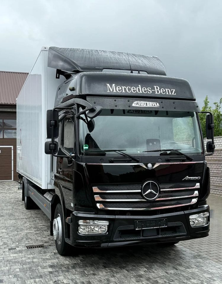 Mercedes-Benz ATEGO 1527/1530/IZOTERMA/WINDA/SPROWADZONY/E6/PIERWSZY WŁAŚCICIEL/AUTOMAT/18EURO PALET/STAN BARDZO DOBRY - Camión frigorífico: foto 2 Mercedes-Benz ATEGO 1527/1530/IZOTERMA/WINDA/SPROWADZONY/E6/PIERWSZY WŁAŚCICIEL/AUTOMAT/18EURO PALET/STAN BARDZO DOBRY - Camión frigorífico: foto 2