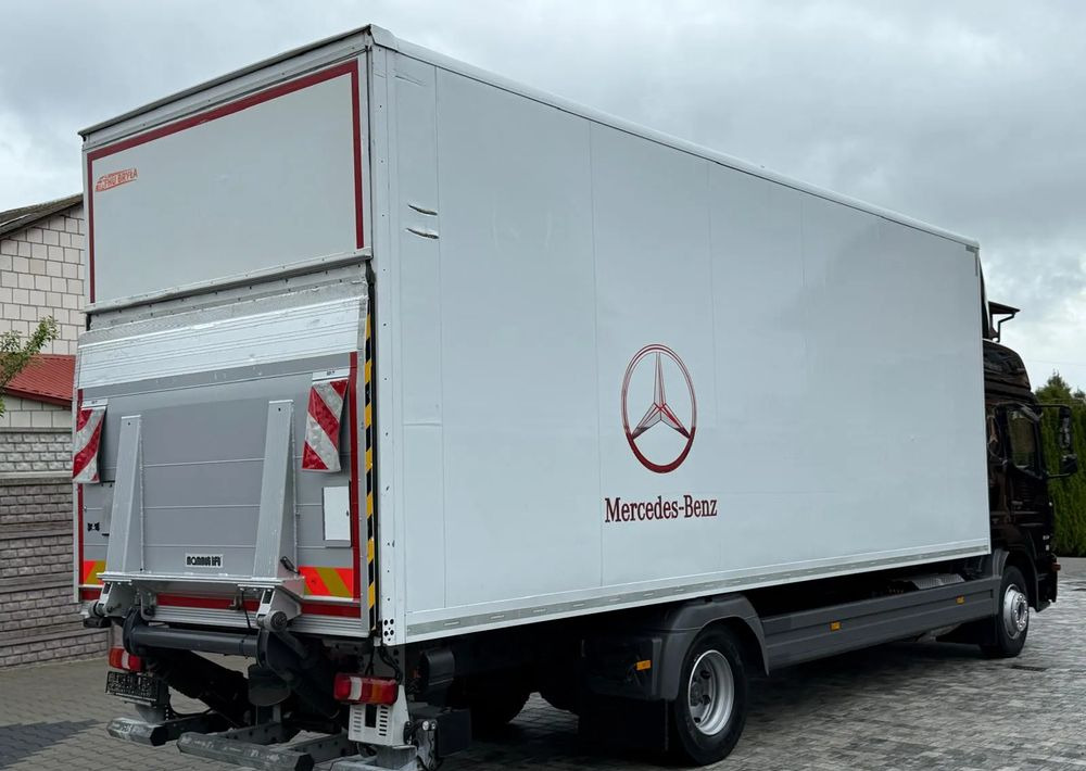 Mercedes-Benz ATEGO 1527/1530/IZOTERMA/WINDA/SPROWADZONY/E6/PIERWSZY WŁAŚCICIEL/AUTOMAT/18EURO PALET/STAN BARDZO DOBRY - Camión frigorífico: foto 4 Mercedes-Benz ATEGO 1527/1530/IZOTERMA/WINDA/SPROWADZONY/E6/PIERWSZY WŁAŚCICIEL/AUTOMAT/18EURO PALET/STAN BARDZO DOBRY - Camión frigorífico: foto 4