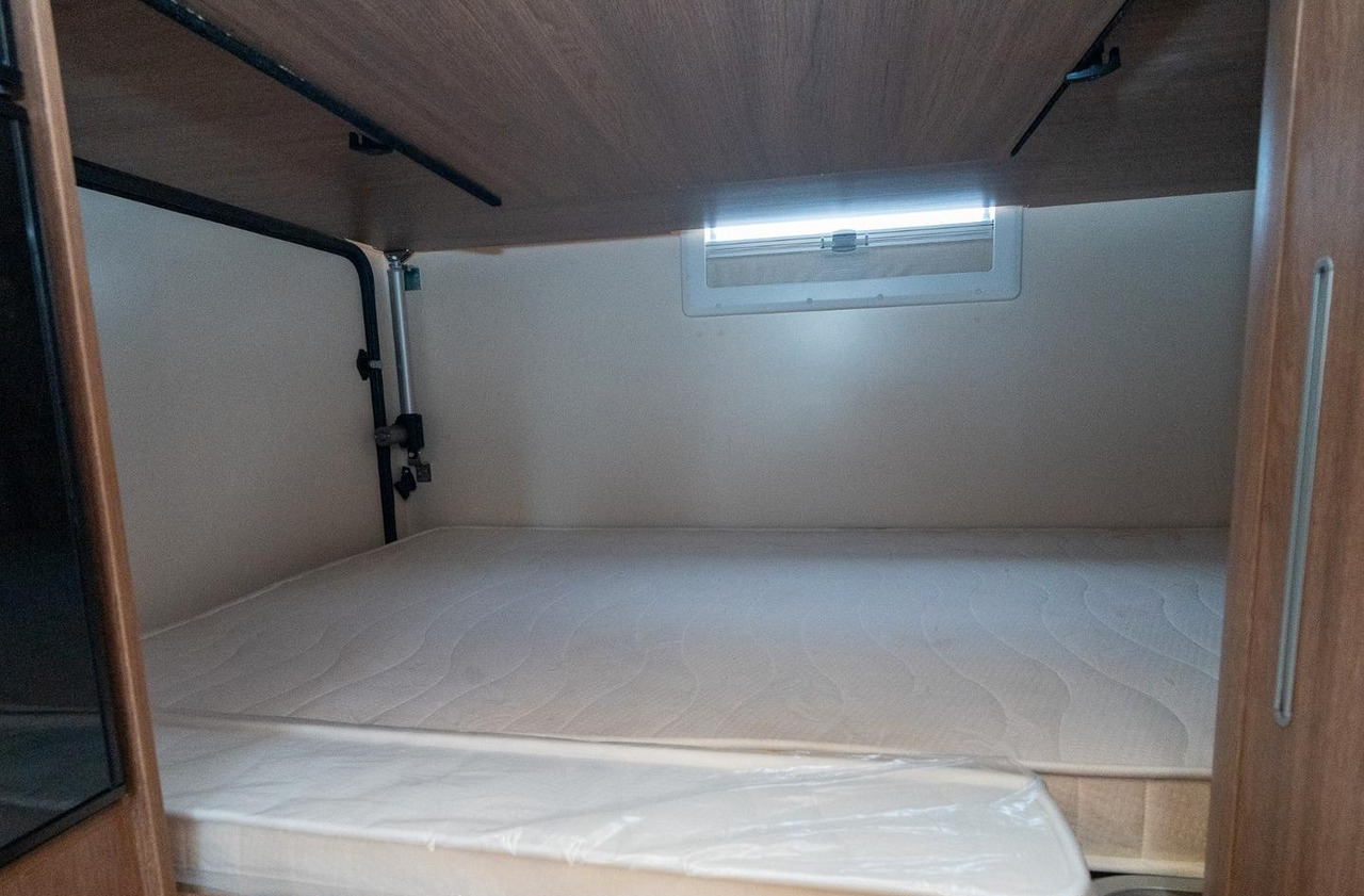 Autocaravana capuchina Elnagh baron 20: foto 12