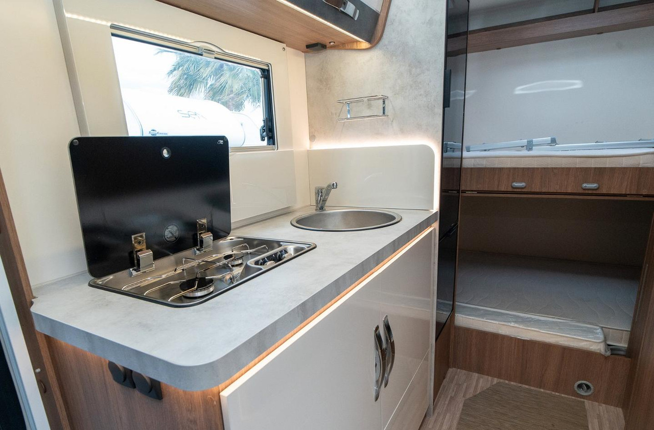 Autocaravana capuchina Elnagh baron 20: foto 8