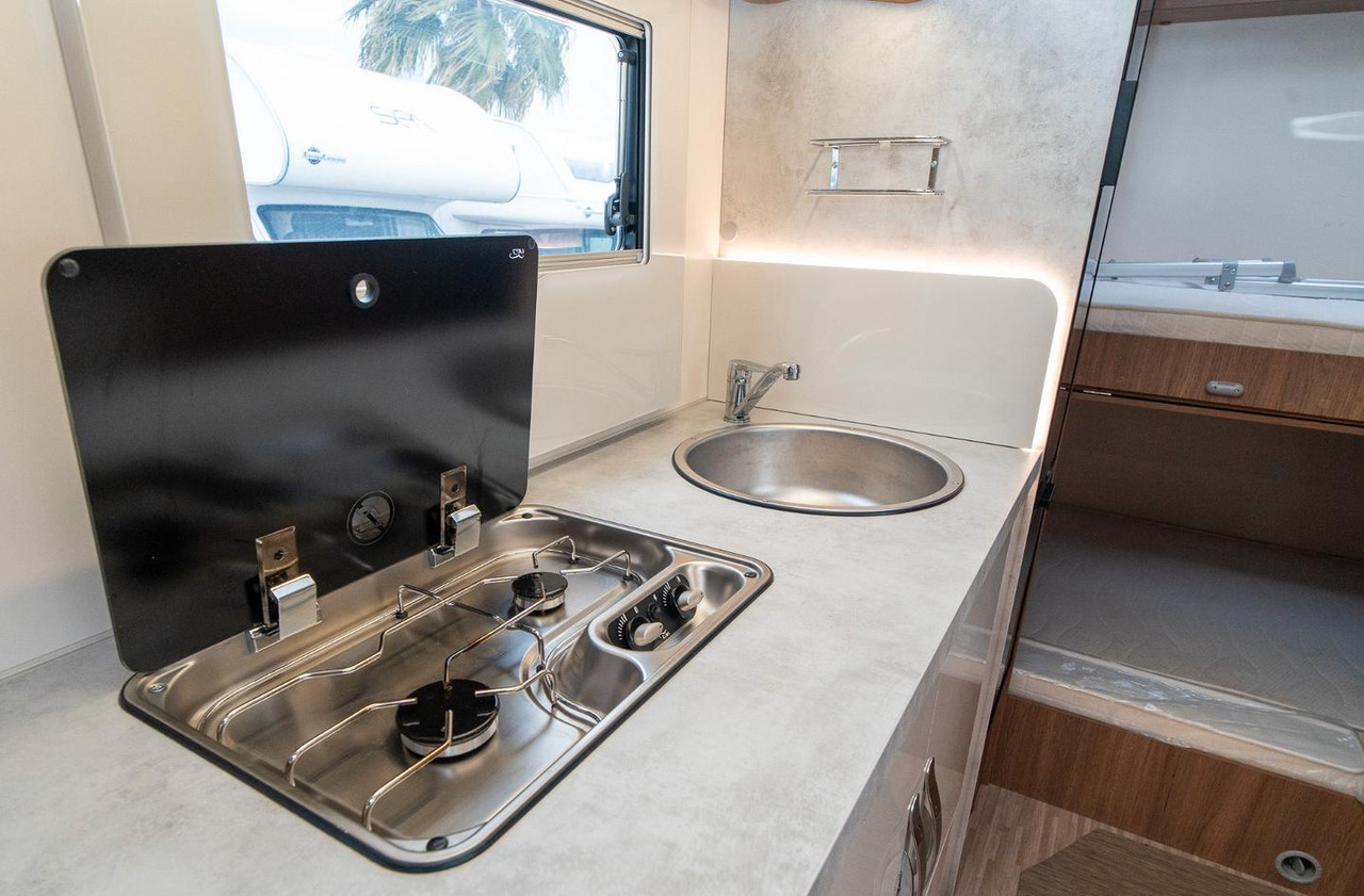 Autocaravana capuchina Elnagh baron 20: foto 9