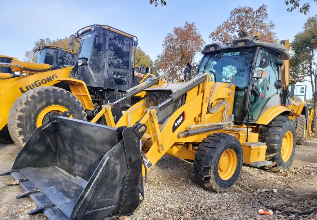CAT 420 F Caterpillar 420F backhoe loader - Retroexcavadora: foto 3 CAT 420 F Caterpillar 420F backhoe loader - Retroexcavadora: foto 3