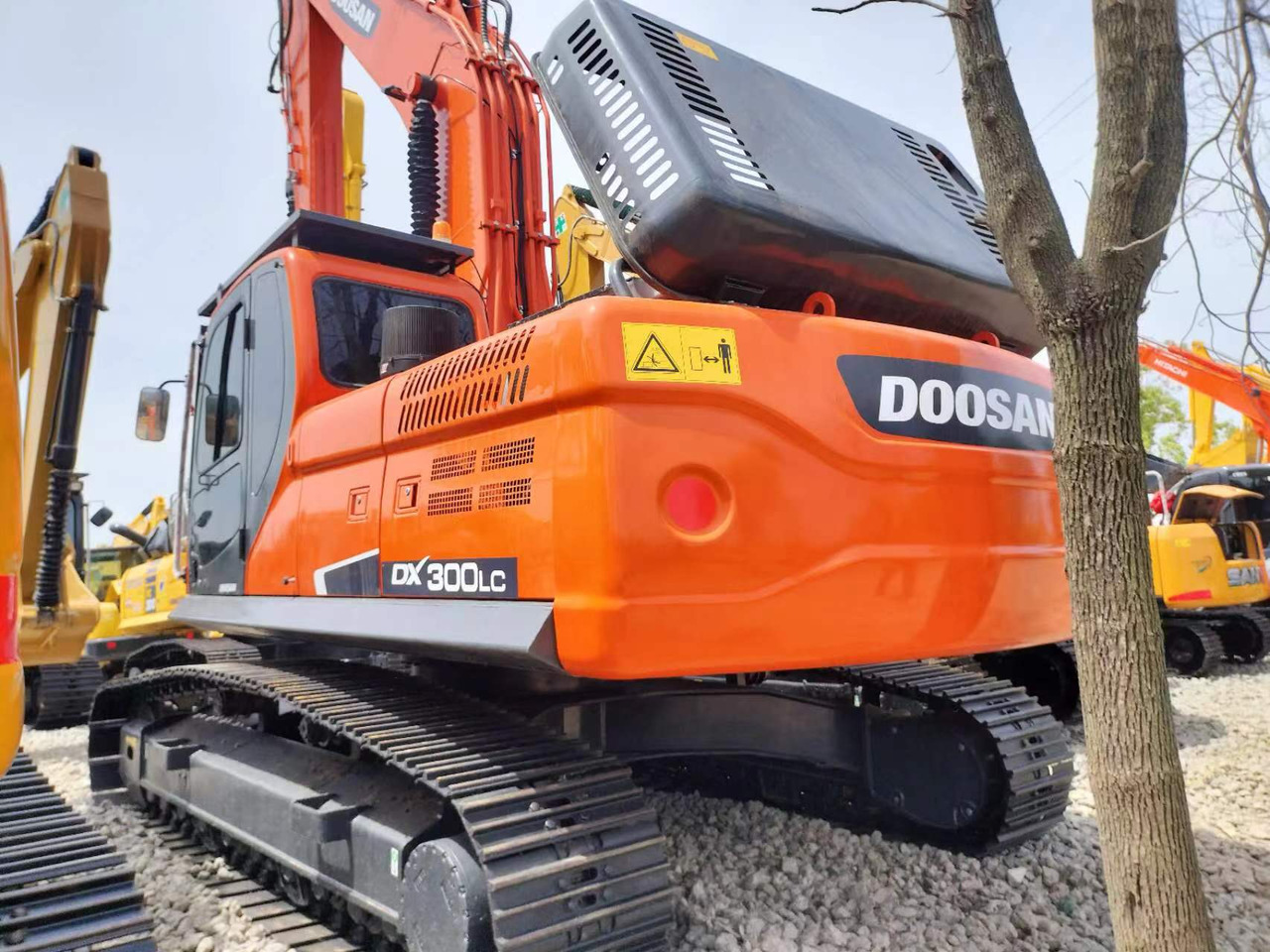 Doosan DX 300 Korea imports doosan DX300 - Excavadora de cadenas: foto 1 Doosan DX 300 Korea imports doosan DX300 - Excavadora de cadenas: foto 1