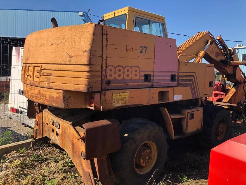 Case Poclain 888BP FOR PARTS - Excavadora de ruedas: foto 2 Case Poclain 888BP FOR PARTS - Excavadora de ruedas: foto 2