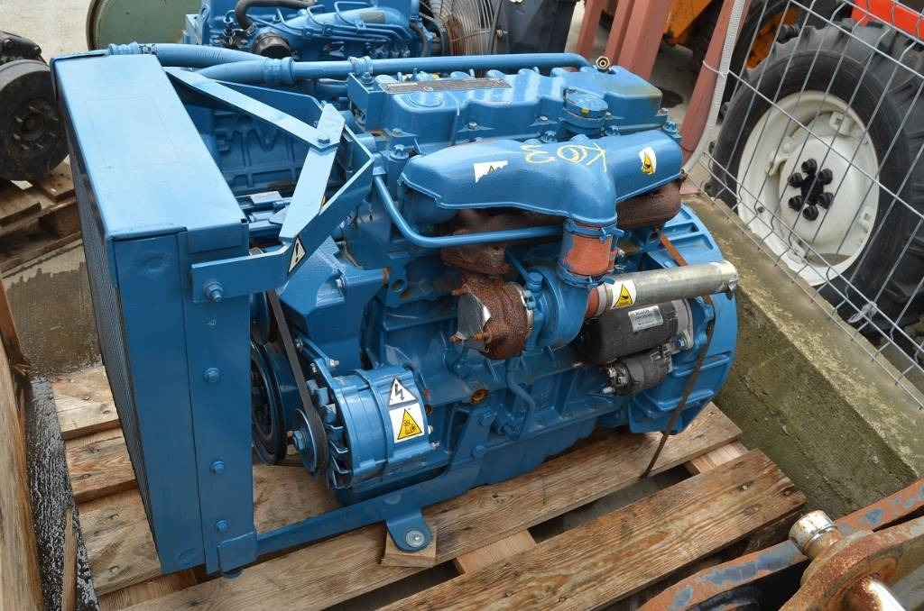 Deutz BF 4M - Motor para Maquinaria agrícola: foto 2 Deutz BF 4M - Motor para Maquinaria agrícola: foto 2