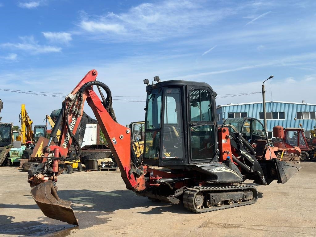 Ditch Witch XT 1600 - Retroexcavadora: foto 4 Ditch Witch XT 1600 - Retroexcavadora: foto 4