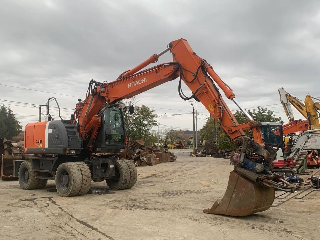 Hitachi ZX 145 W-3+SMP Rototilt  - Excavadora de ruedas: foto 4 Hitachi ZX 145 W-3+SMP Rototilt  - Excavadora de ruedas: foto 4