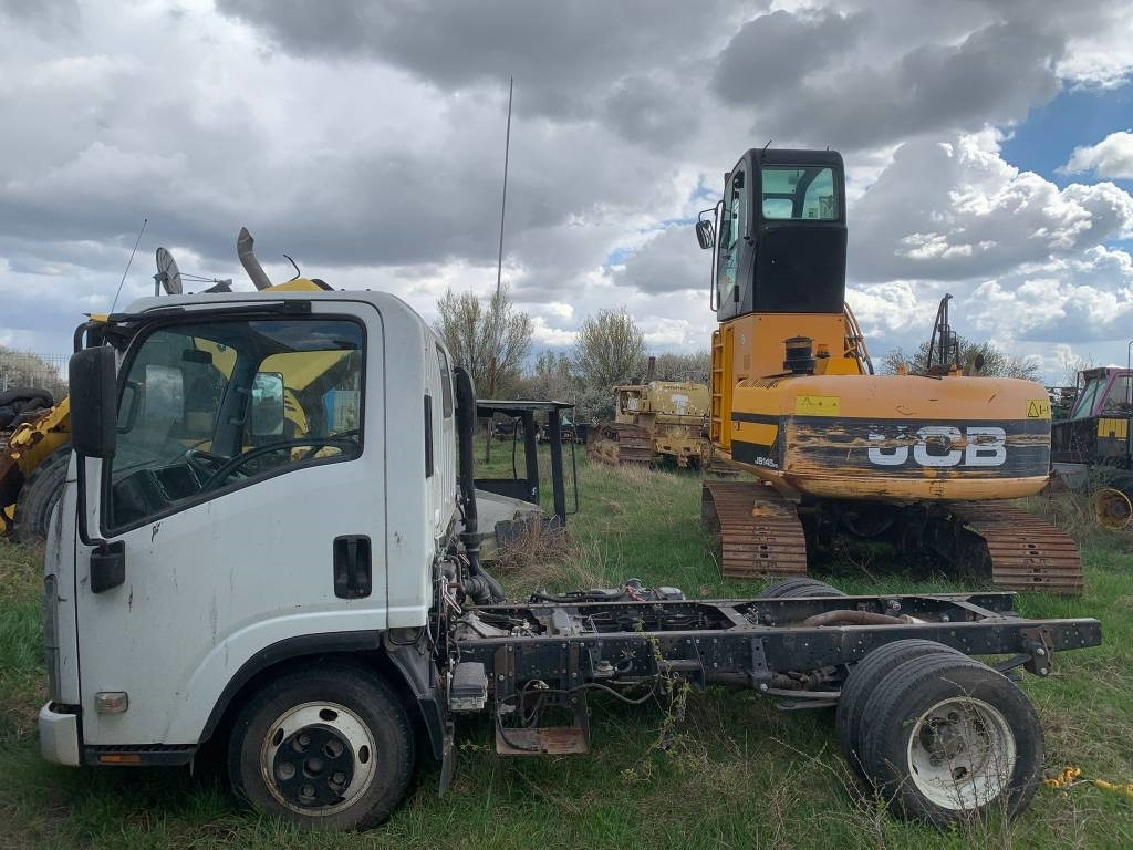 Isuzu FOR PARTS - Camión chasis: foto 3 Isuzu FOR PARTS - Camión chasis: foto 3