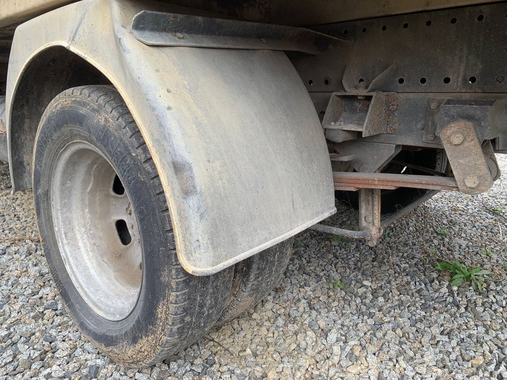 Iveco 35.10 - Furgoneta basculante: foto 5 Iveco 35.10 - Furgoneta basculante: foto 5