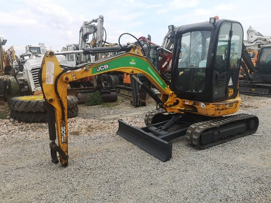 JCB 8030 - Miniexcavadora: foto 1 JCB 8030 - Miniexcavadora: foto 1