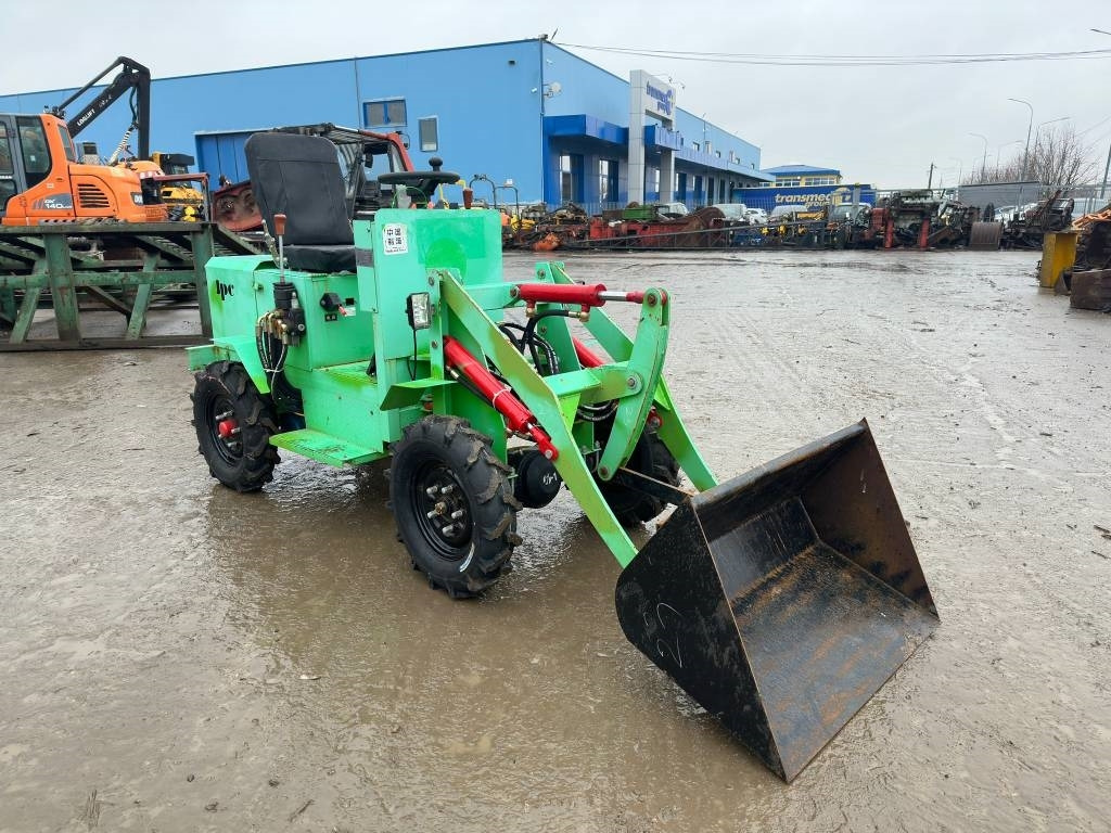 JPC ME18 - Cargadora articulada: foto 4 JPC ME18 - Cargadora articulada: foto 4