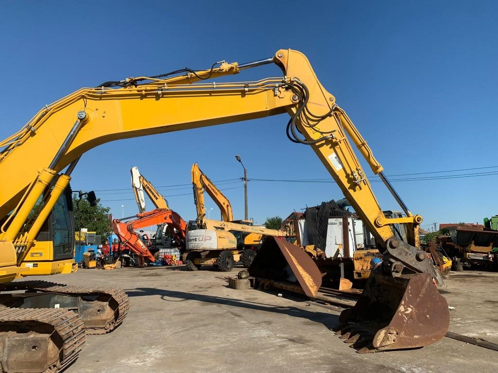 Komatsu HB 215 LC-3 - Excavadora de cadenas: foto 5 Komatsu HB 215 LC-3 - Excavadora de cadenas: foto 5