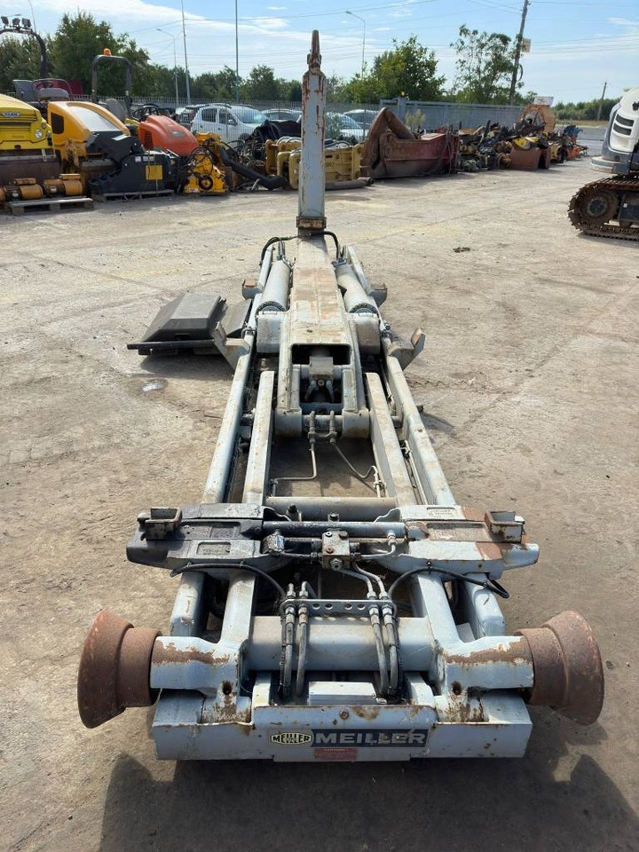 Meiller RK 20.60 - Equipos de gancho multilift/ De cadena multilift: foto 2 Meiller RK 20.60 - Equipos de gancho multilift/ De cadena multilift: foto 2