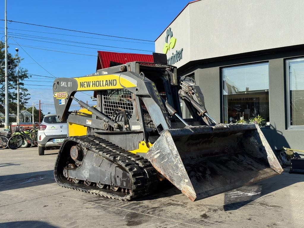 New Holland C 185 - Minicargadora de cadenas: foto 4 New Holland C 185 - Minicargadora de cadenas: foto 4