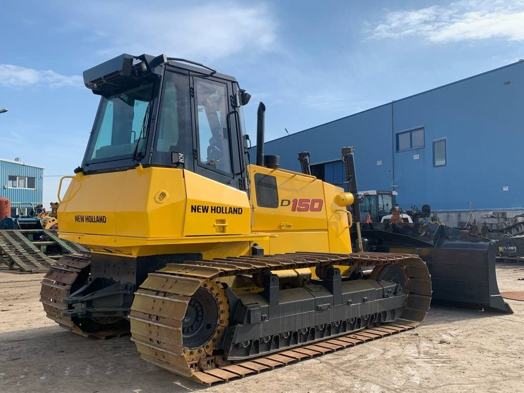 New Holland D 150 - Bulldozer: foto 3 New Holland D 150 - Bulldozer: foto 3