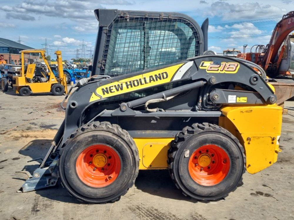 New Holland L 218 - Minicargadora: foto 2 New Holland L 218 - Minicargadora: foto 2