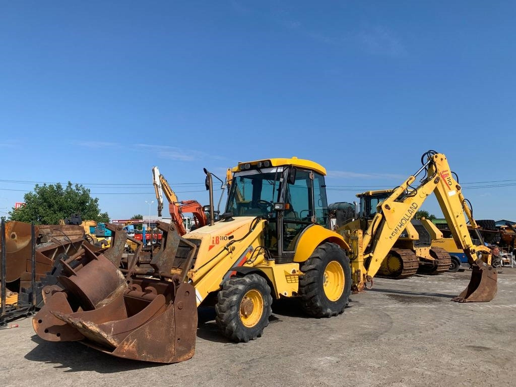 New Holland LB 110-4 PT - Retroexcavadora: foto 1 New Holland LB 110-4 PT - Retroexcavadora: foto 1