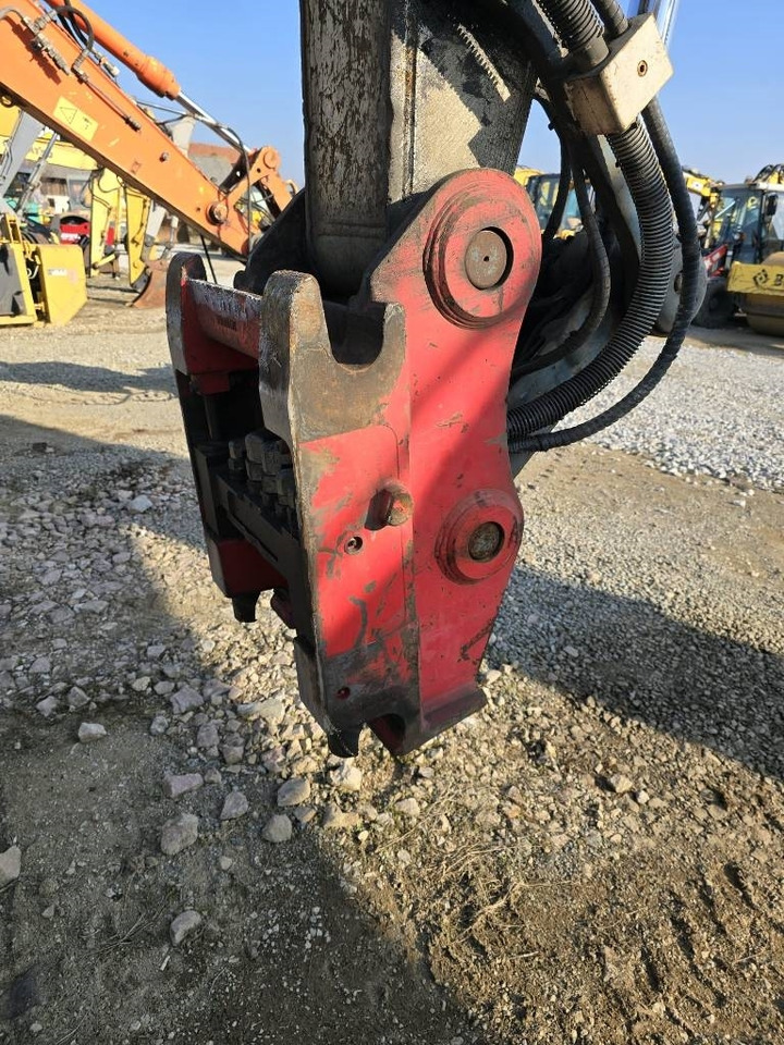 OilQuick OQ70-55 Quick Coupler - Acoplamiento rápido: foto 4 OilQuick OQ70-55 Quick Coupler - Acoplamiento rápido: foto 4