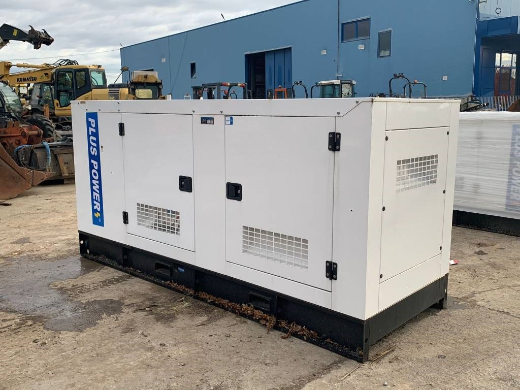 Plus Power GF2-180 - Generador industriale: foto 1 Plus Power GF2-180 - Generador industriale: foto 1