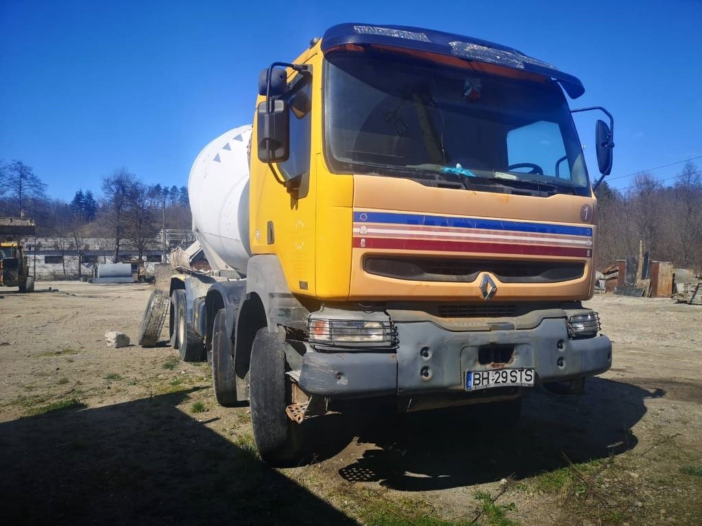 Renault Kerax 420 - Camión hormigonera: foto 1 Renault Kerax 420 - Camión hormigonera: foto 1