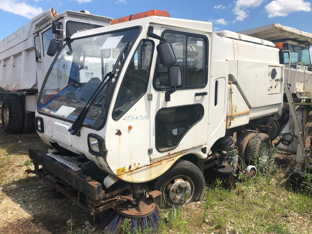 Scarab Minor VM - Barredora vial: foto 2 Scarab Minor VM - Barredora vial: foto 2