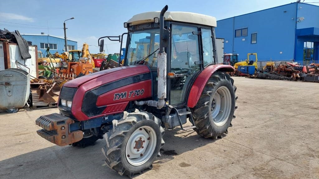 TYM T700 - Tractor: foto 2 TYM T700 - Tractor: foto 2