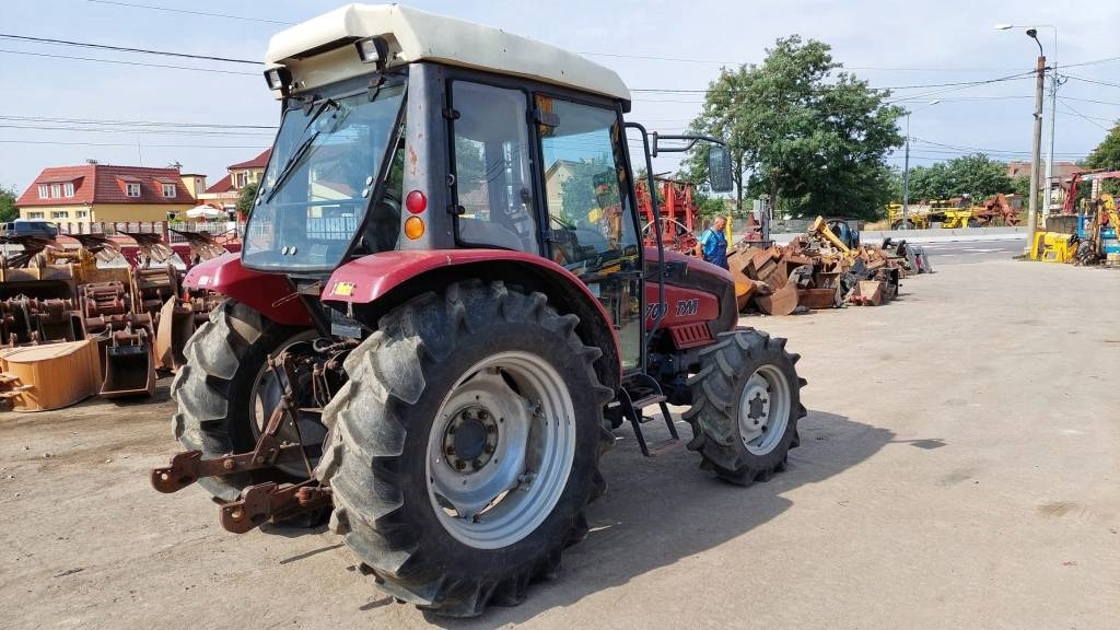 TYM T700 - Tractor: foto 4 TYM T700 - Tractor: foto 4
