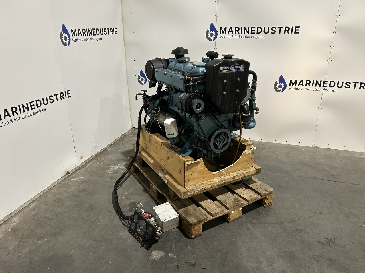 Perkins Marine M92B - Motor para Otros maquinaria: foto 3 Perkins Marine M92B - Motor para Otros maquinaria: foto 3