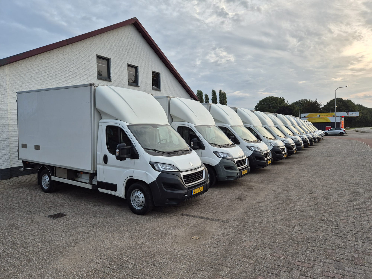 Peugeot 20 x Boxer HDI 160PK EURO 6 Koelwagen Bj2018-2019 - Furgoneta frigorifica: foto 1 Peugeot 20 x Boxer HDI 160PK EURO 6 Koelwagen Bj2018-2019 - Furgoneta frigorifica: foto 1