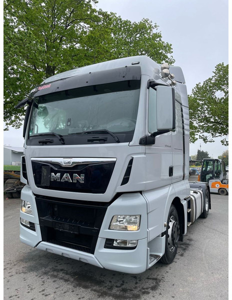 MAN TGX 18.480 XLX SZM 4x2 - Cabeza tractora: foto 1 MAN TGX 18.480 XLX SZM 4x2 - Cabeza tractora: foto 1