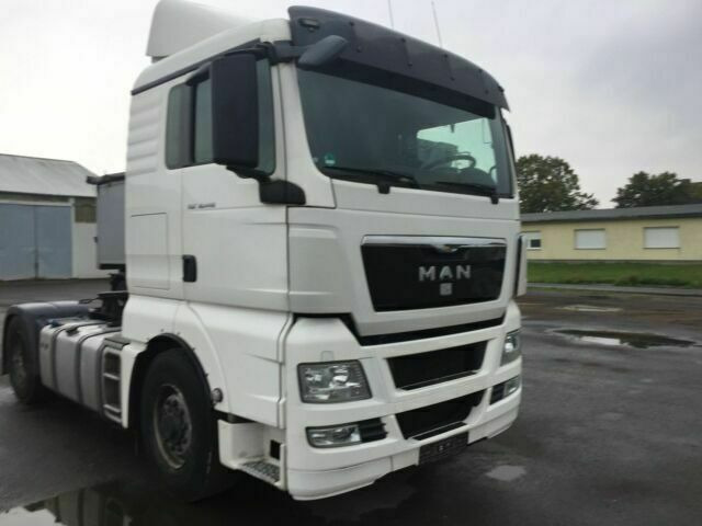MAN TGX18.440H 4x4 SZM Kipphydraulik - Cabeza tractora: foto 2 MAN TGX18.440H 4x4 SZM Kipphydraulik - Cabeza tractora: foto 2