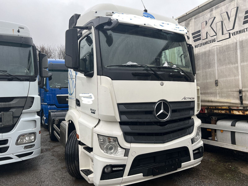 Mercedes-Benz 1842 LS Actros 1-Hand - Cabeza tractora: foto 3 Mercedes-Benz 1842 LS Actros 1-Hand - Cabeza tractora: foto 3