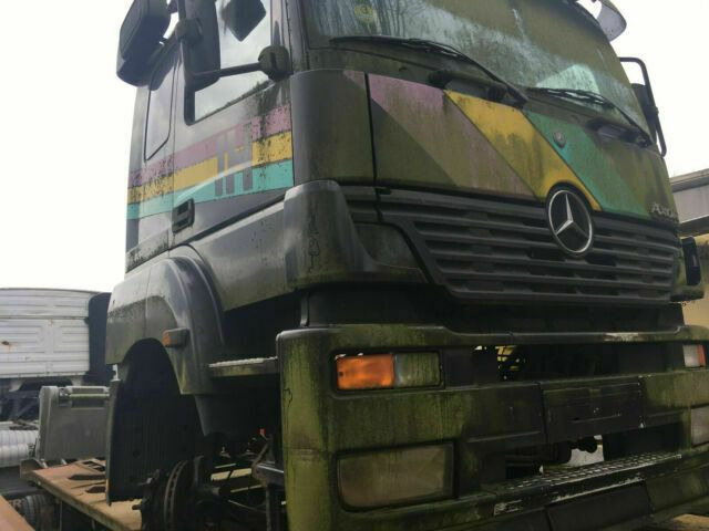 Mercedes-Benz 1843 Axor SZM Teileträger - Cabeza tractora: foto 1 Mercedes-Benz 1843 Axor SZM Teileträger - Cabeza tractora: foto 1