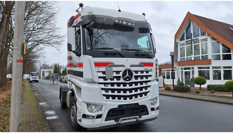 Mercedes-Benz 1845 Arocs 4x4 HD 1-Hand - Cabeza tractora: foto 2 Mercedes-Benz 1845 Arocs 4x4 HD 1-Hand - Cabeza tractora: foto 2