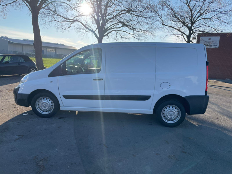 Citroën Jumpy HDi 125 FAP 29 L1H1 Kasten - Furgoneta pequeña: foto 4 Citroën Jumpy HDi 125 FAP 29 L1H1 Kasten - Furgoneta pequeña: foto 4