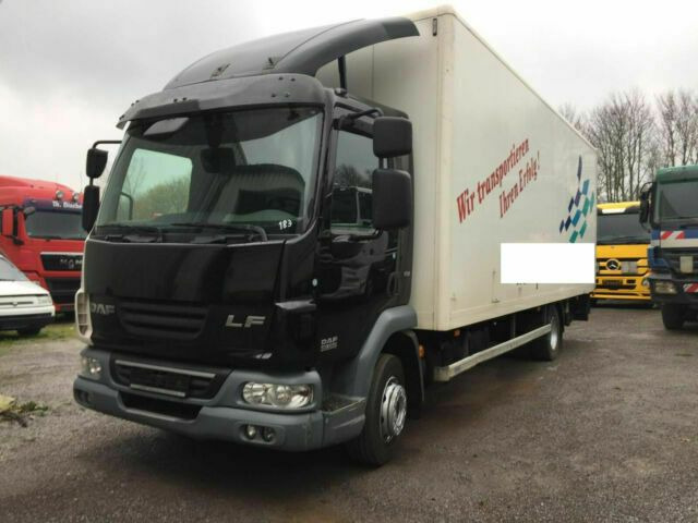 Camión caja cerrada DAF LF 45-250 Koffer E5 EEV LBW Klima AHK: foto 1