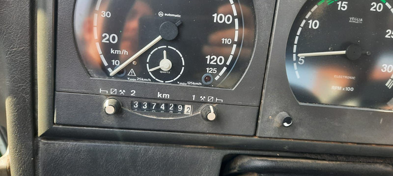 Leasing para Iveco 190E28 Absetzkipper Iveco 190E28 Absetzkipper: foto 7 Leasing para Iveco 190E28 Absetzkipper Iveco 190E28 Absetzkipper: foto 7