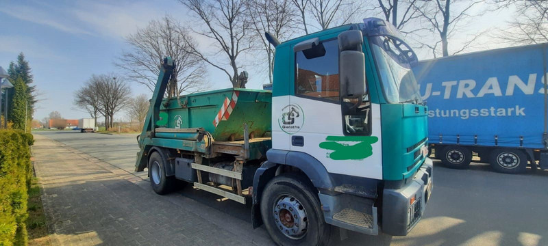 Iveco 190E28 Absetzkipper - Camión portacontenedor de cadenas: foto 4 Iveco 190E28 Absetzkipper - Camión portacontenedor de cadenas: foto 4