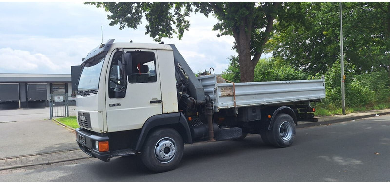 MAN 10.163 Kipper mit Kran+Greifer - Camión volquete: foto 3 MAN 10.163 Kipper mit Kran+Greifer - Camión volquete: foto 3