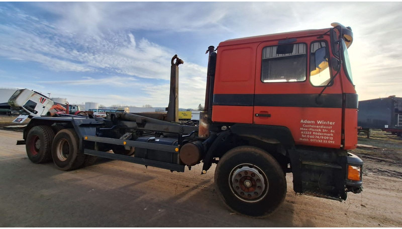 MAN 26.272 K Abroller Blatt/Blatt 6x4 - Camión multibasculante: foto 5 MAN 26.272 K Abroller Blatt/Blatt 6x4 - Camión multibasculante: foto 5