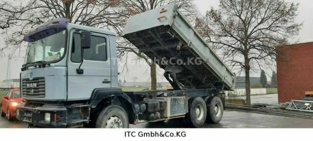 MAN 33.360K 6x4 Blatt/Blatt AP-Achse - Camión volquete: foto 2 MAN 33.360K 6x4 Blatt/Blatt AP-Achse - Camión volquete: foto 2