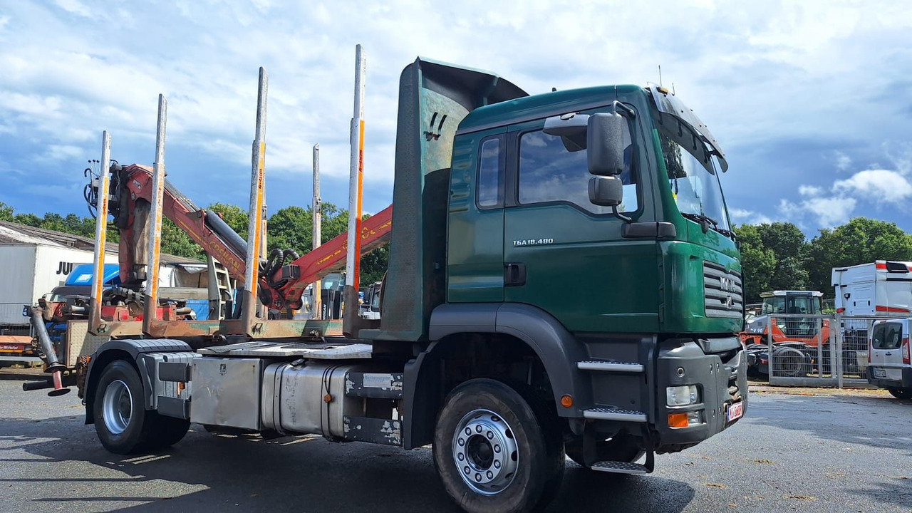 MAN TGA 18.480 Holz LKW - Camión forestal, Camión grúa: foto 2 MAN TGA 18.480 Holz LKW - Camión forestal, Camión grúa: foto 2