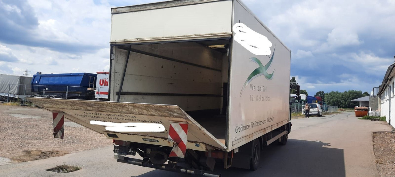 MAN TGL 8.180 Koffer - Furgoneta caja cerrada: foto 4 MAN TGL 8.180 Koffer - Furgoneta caja cerrada: foto 4