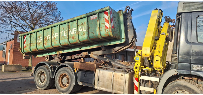 Mercedes-Benz 3335 - Camión multibasculante, Camión grúa: foto 4 Mercedes-Benz 3335 - Camión multibasculante, Camión grúa: foto 4