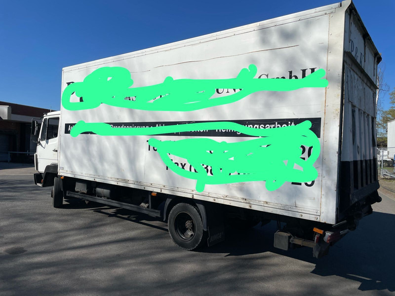 Mercedes-Benz 811 Koffer Blatt/Blatt Gefedert - Camión caja cerrada: foto 5 Mercedes-Benz 811 Koffer Blatt/Blatt Gefedert - Camión caja cerrada: foto 5