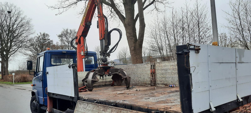 Mercedes-Benz 814 Pritsche mit Kran+Greifer - Camión caja abierta, Camión grúa: foto 5 Mercedes-Benz 814 Pritsche mit Kran+Greifer - Camión caja abierta, Camión grúa: foto 5