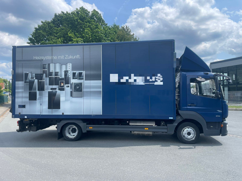 Mercedes-Benz 818 Koffer mit LBW - Camión caja cerrada: foto 5 Mercedes-Benz 818 Koffer mit LBW - Camión caja cerrada: foto 5