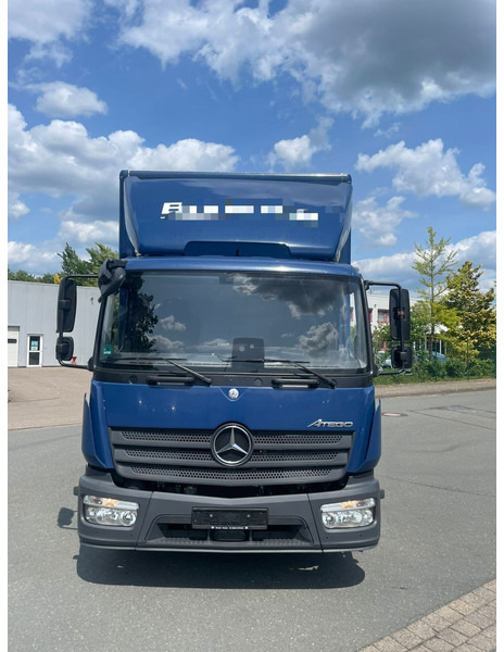 Mercedes-Benz 818 Koffer mit LBW - Camión caja cerrada: foto 3 Mercedes-Benz 818 Koffer mit LBW - Camión caja cerrada: foto 3